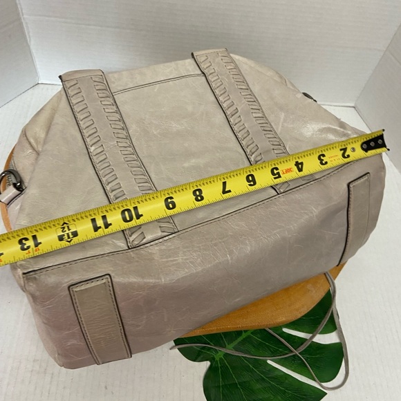 Large Rebecca Minkoff Oatmeal White Leather Tote Bag w/Shoulder Strap - Picture 13 of 14